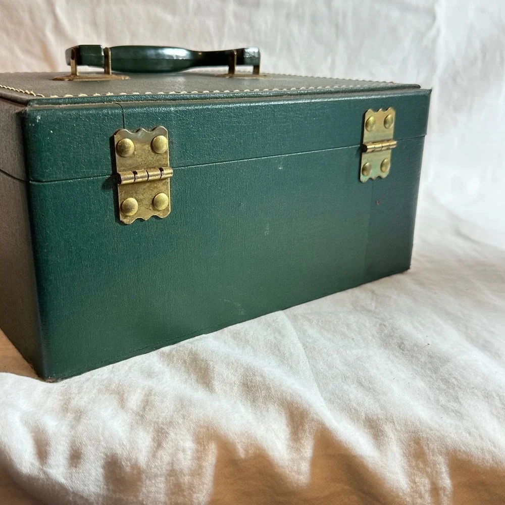 Vintage Jewelry Box Forest Green Good Faux Leather Brass Latch Top Handle Case